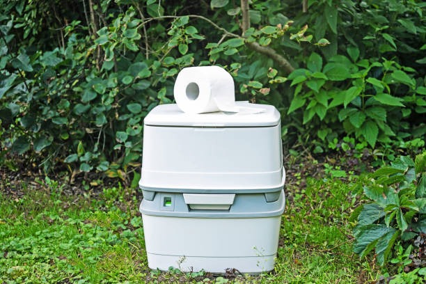 Best Portable restroom trailer rental  in West Palm Beach, FL
